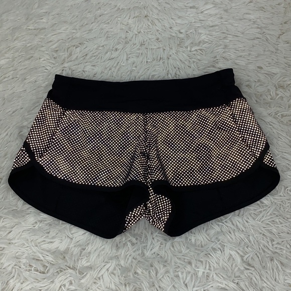 Lululemon Speed Short Ravish Reptile Silver Black / Black - Picture 1 of 7